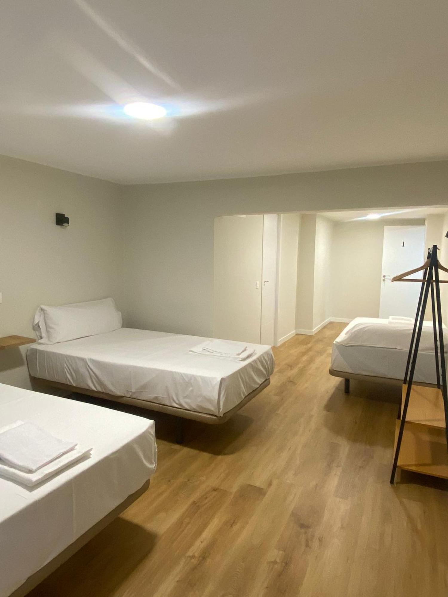 Hostal Mindanao Salamanca Exterior photo